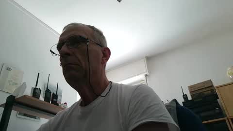 stefi444466 online show from April 2, 9:17 am