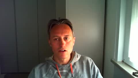 sten015 online show from May 11, 4:04 pm