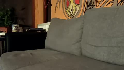 lee online show from February 18, 11:41 pm