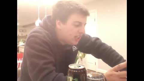 Snapshot of stepbro18 chatting on December 19, 7:18 am Honestly Im a slut I have a high sex drive and I love talking to people off this platform  online show from December 19, 7:18 am