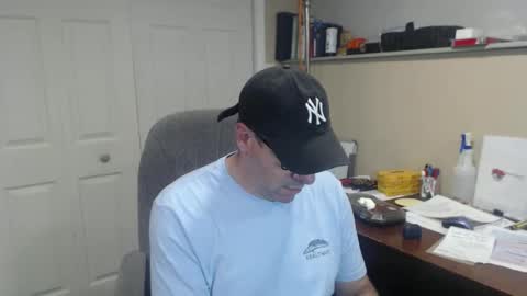 stephenhal9 online show from September 17, 12:55 am