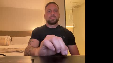 steve897819 online show from September 30, 7:39 pm