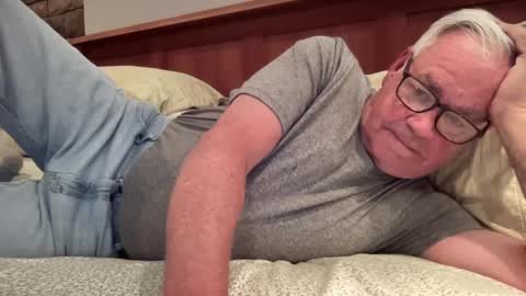 Steve online show from October 19, 11:41 pm