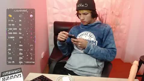 Stich online show from June 17, 5:53 am