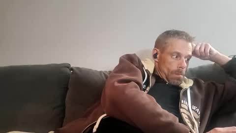 Snapshot of stickymouse45 chatting on October 16, 10:45 am stickymouse45 online show from October 16, 10:45 am