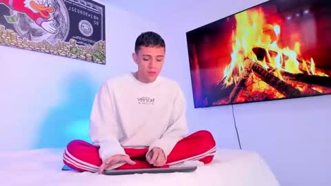 Stiven  brendan online show from December 31, 1:41 pm