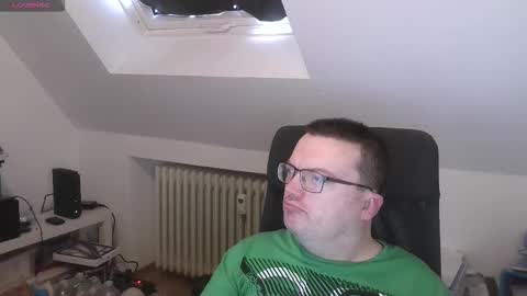 Oliver online show from November 28, 8:27 am