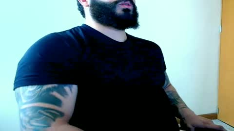 stiven253958 online show from April 21, 6:25 pm