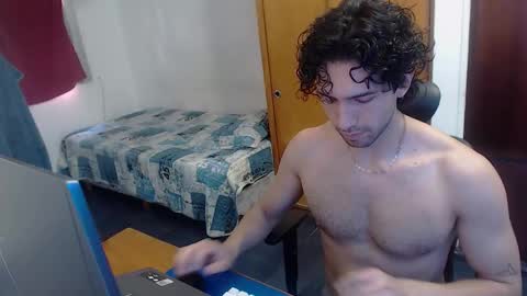 Stiven online show from March 16, 12:42 pm