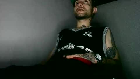 stiven online show from April 14, 1:06 am