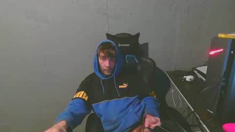 Snapshot of stonedpanda77 chatting on January 14, 4:47 am stonedpanda77 online show from January 14, 4:47 am