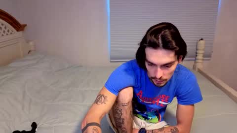 str8whiteboy21 online show from November 23, 7:36 pm