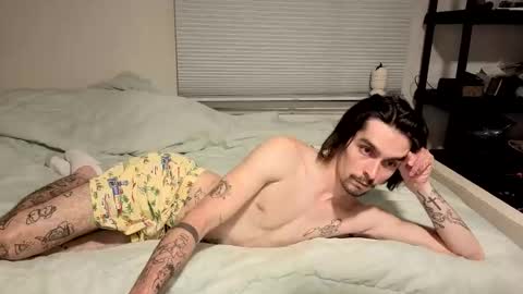 str8whiteboy21 online show from April 16, 4:23 am