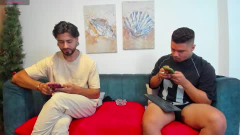 straight__friends online show from February 20, 2:52 pm