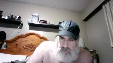 Straightbear4you online show from December 2, 12:52 pm