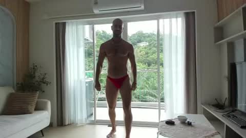 Strong Arni online show from July 18, 6:52 am