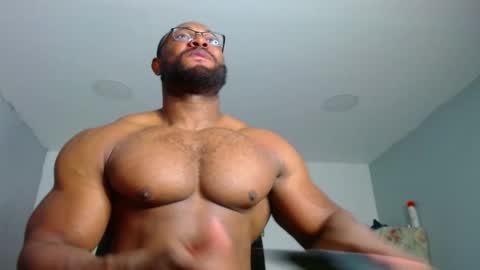 strong_george1 online show from January 8, 11:09 pm