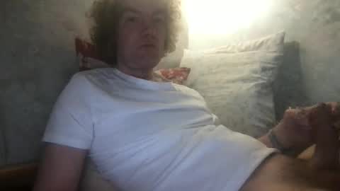 stronghardd online show from April 22, 5:40 pm