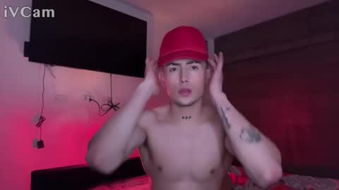 stronghardlatino online show from September 24, 2:44 am