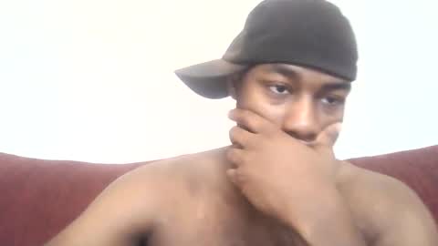 Snapshot of stud4cougar chatting on September 13, 8:21 pm stud4cougar online show from September 13, 8:21 pm