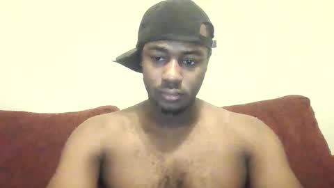 Snapshot of stud4cougar chatting on February 20, 12:30 am stud4cougar online show from February 20, 12:30 am