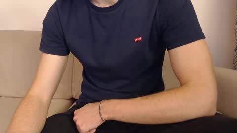 Stud From Paris online show from March 8, 6:03 pm