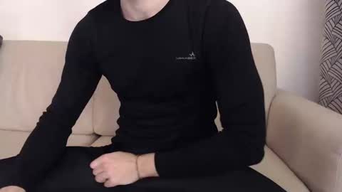 Stud From Paris online show from January 9, 5:54 pm