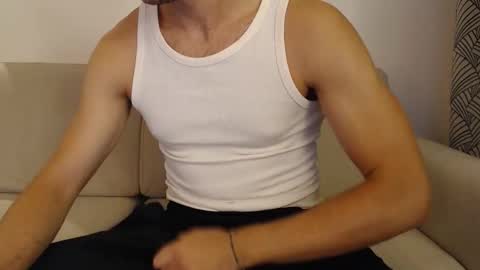 Stud From Paris online show from September 10, 9:35 pm