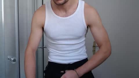 Stud From Paris online show from October 27, 11:23 am