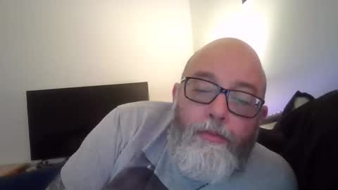 Stylesback online show from October 31, 12:45 am