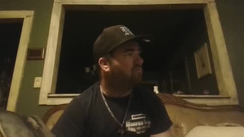 Snapshot of sub_michael41 chatting on October 27, 2:14 am sub_michael41 online show from October 27, 2:14 am