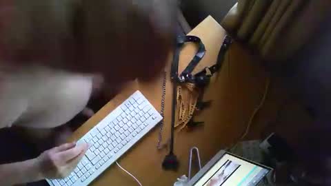 submissive1234567 online show from November 29, 11:01 am