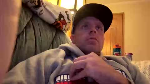 Snapshot of submissivebrett373 chatting on October 29, 10:02 pm submissivebrett373 online show from October 29, 10:02 pm