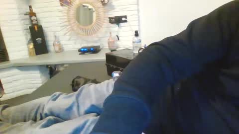 submissivguy online show from December 17, 8:21 pm