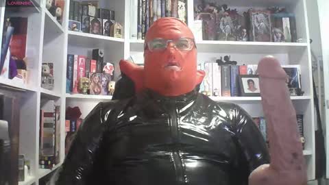 Sumisolatex online show from December 17, 9:16 am