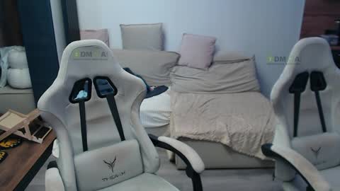 Alice and Sergey online show from April 3, 6:21 am