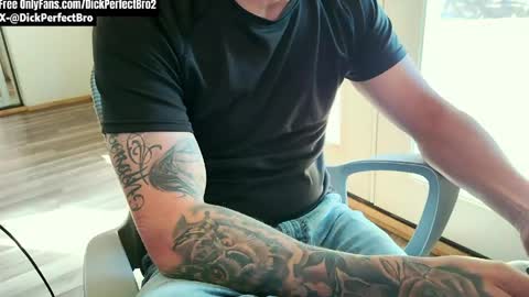 sunny valentine online show from April 10, 1:51 pm