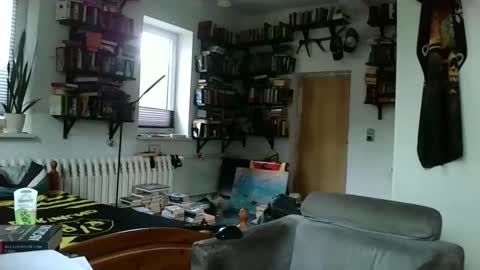 sunr1sa online show from February 14, 8:20 am