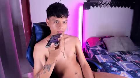 ALEX online show from December 18, 1:23 am