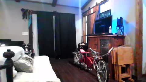 Guero Cash online show from December 10, 8:40 am