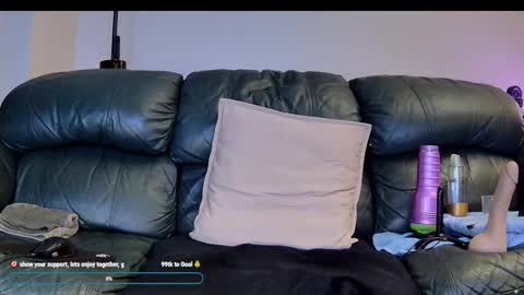 Thomas online show from November 22, 6:29 pm