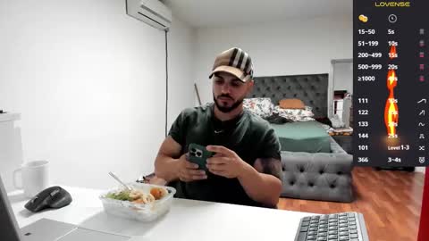 supermanboyxxl online show from October 6, 6:51 am