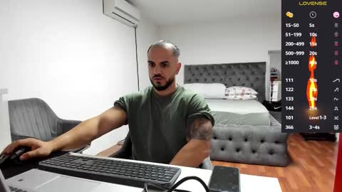 supermanboyxxl online show from October 15, 5:48 am