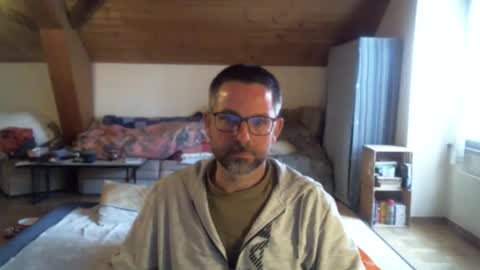 supersquirrel81 online show from November 30, 9:00 am