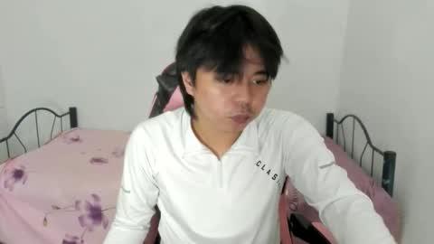 supr4m0 online show from December 1, 10:18 am