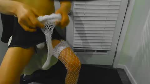 Snapshot of supwitchoo chatting on February 10, 1:24 am Supwitchoo online show from February 10, 1:24 am