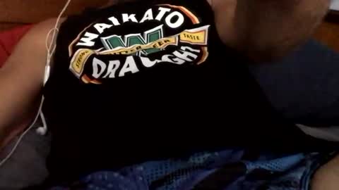 surfrguy0077 online show from March 10, 1:01 am