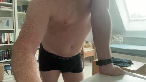 surfstar81 online show from September 28, 12:58 pm