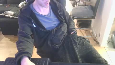 swe9090 online show from April 2, 9:44 pm