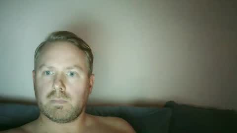 swedishstripper online show from November 13, 10:35 pm